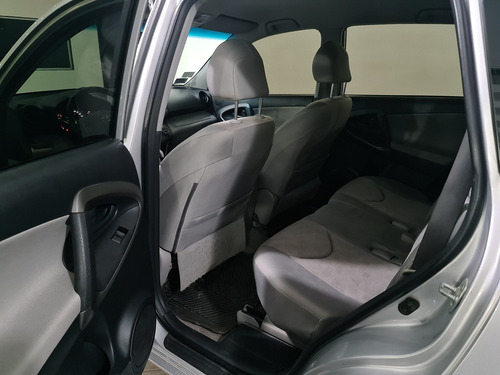 Imagen 11 de 13 de Toyota Rav4 2013 2.4 4x2 At