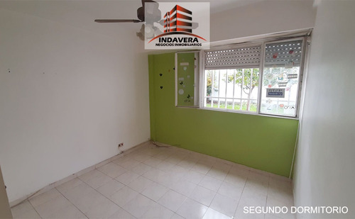 Venta Con Renta Departamento 3 Ambientes 178 M2 Con Patio Y Jardin (tipo Casa) - Caseros