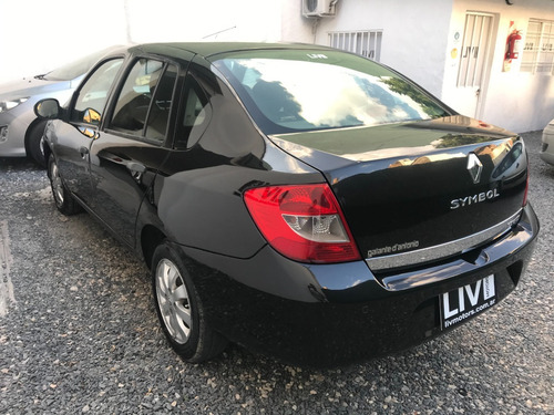 Renault Symbol Expression 1.6 Pack Ii Año 2013 - Liv Motors