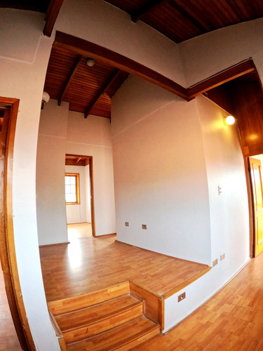 Casa Familiar 291 M2 En 512 M2 Terreno Bosques De Montemar