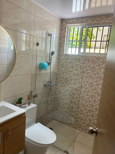 Apartamentos En Ventas Primer Y Tercer Piso Santiago