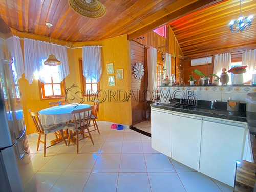 Imagem 16 de 30 de Park Way Casa Em Estilo Colonial Com 260m² Privativos Em Lote De 2.500m², 2 Quartos Sendo 1 Suíte. - Villa129299