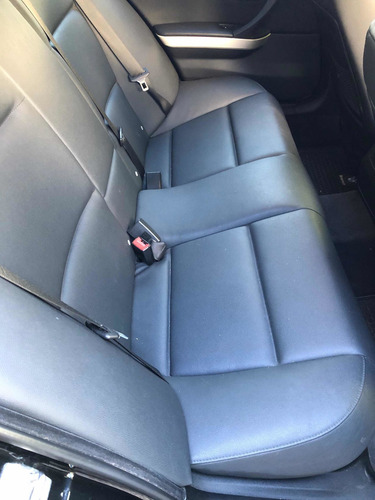 Bmw Serie 3 2.5 325i Sedan Active 2010