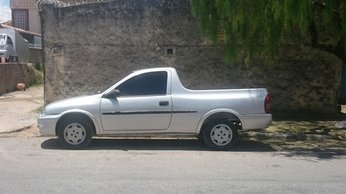Chevrolet Corsa Pick-up 1.6 St 2p 2002