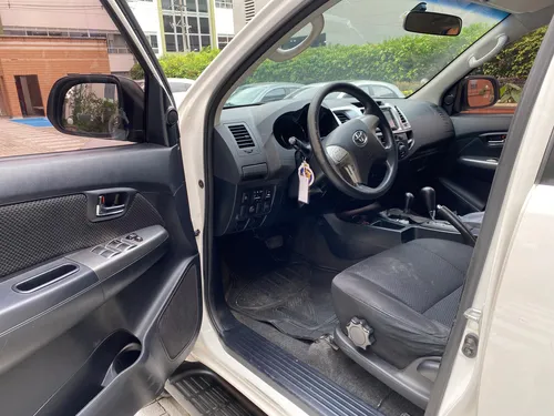 Toyota Fortuner 2.7 Gasolina 4x4 Automática Segundo Dueño