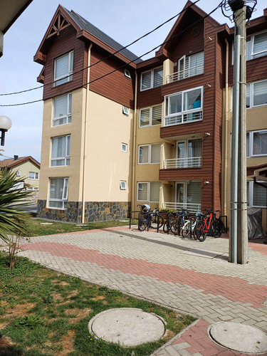 Arriendo Depto Incluye Ggcc (104279)