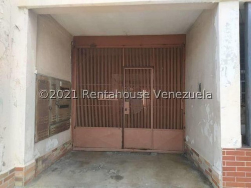 Imagen 5 de 30 de Edificio En Venta Zona Centro Barquisimeto Rah 23-22526 // Invierta Seguro Con Rentahouse//