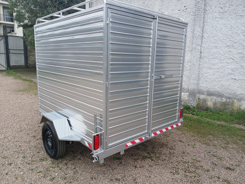 Carreta Baú Mede 1,40 X2m Mais 50 Cm Com 1.50 Altura