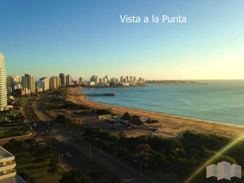 Imagen 16 de 24 de Con La Mejor Vista Al Mar De Primera Linea