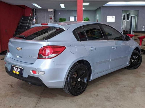 Imagem 6 de 12 de Chevrolet Cruze Lt Hb