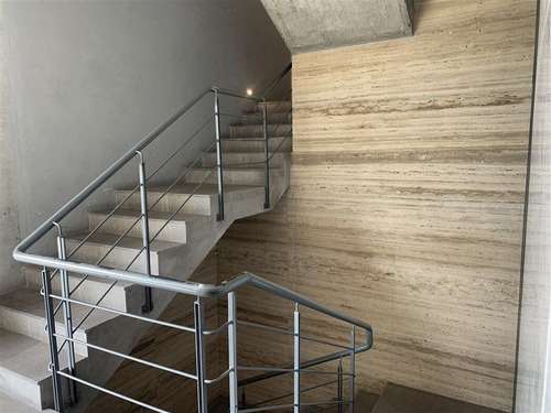 Local En Venta En Miravalle