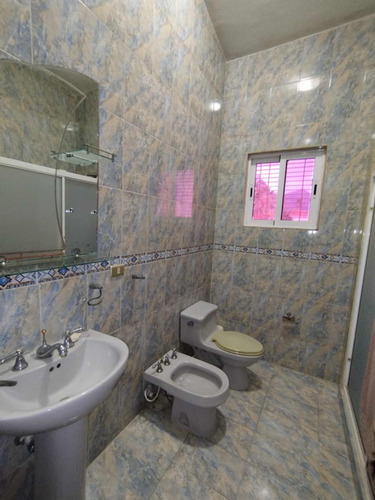 Casa En Venta En La Viña Calle Privada (ac)