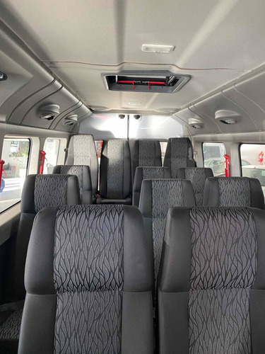Imagen 14 de 23 de Renault Master 2.3 Minibus 14+1