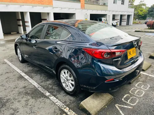 Mazda 3 2.0 Touring
