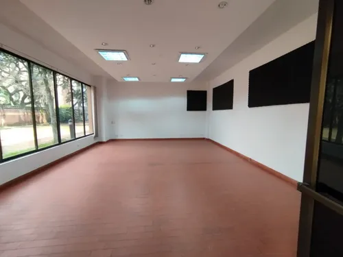 Edificio En Arriendo En Cuarto De Legua - Guadalupe. Cod A11642
