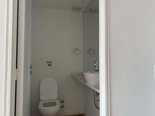 Venta De Departamento De 2 Ambientes En Yrigoyen Boulevard