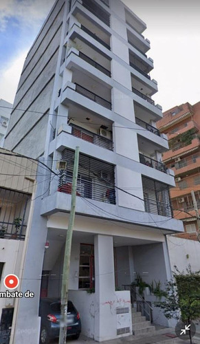 Cochera En Venta, En Barrio Sur. Piedras Al 200