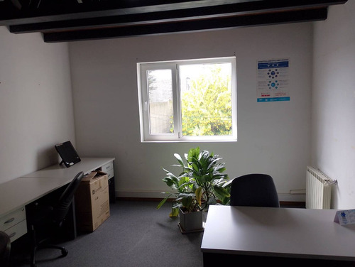 Local Comercial + Depto + Garage. Oportunidad!