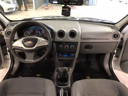 Imagen 5 de 7 de Chevrolet Prisma Ls 1.4 2011