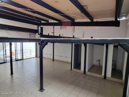 Plaza Comercial En Venta En Xochimilco Av ProLG Division Del Norte 24-3457 Cr