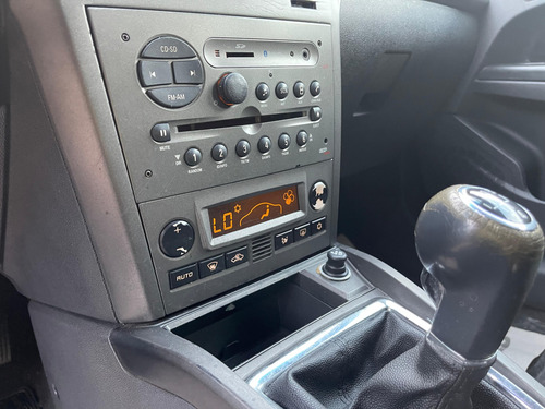 Chevrolet Vectra 2.0 MPFI GT HATCH 8V FLEX 4P MANUAL