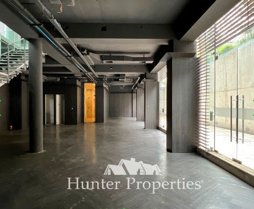 Local Comercial 535m2 Nueva Costanera.showrooms Vitacura