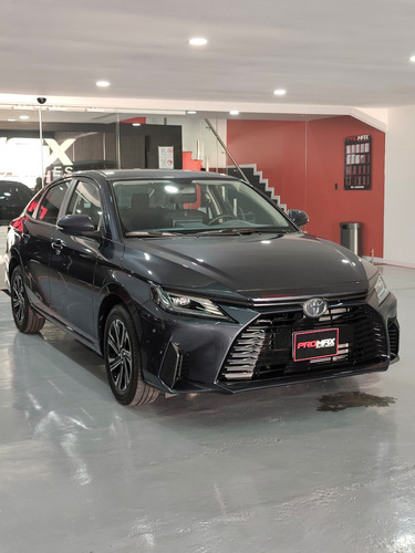 Toyota Yaris E Año 2025