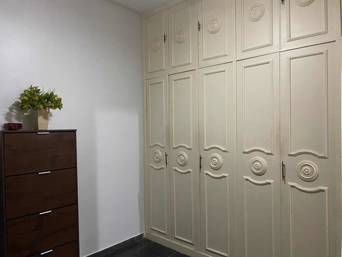 Imagem 10 de 14 de Praça Seca - Casa De Vila, Triplex,3 Q, 1 Vaga. Nada A Fazer
