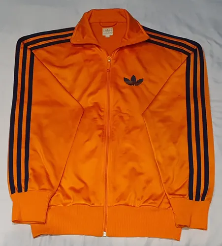 Chamarra adidas naranja deals