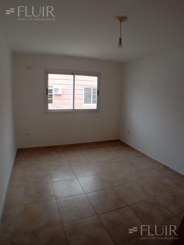 Alquilo Duplex 3dorm En Nuevo Poeta Lugones Patio Con Asador