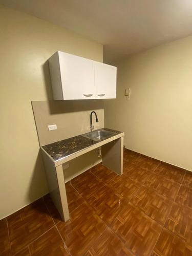 Alquilo Mini Depa ( Inlcuye Servicios) X Alt. C 3 De La Av. La Molina X Atento Peru