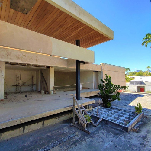 Imagen 3 de 15 de 133827 Casa Obra Gris En Venta. Urb. Guaparo - Carmen María González 0412.4359728