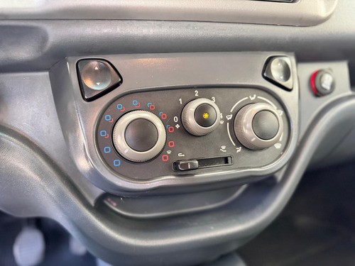 Fiat Uno 1.0 EVO VIVACE 8V FLEX 4P MANUAL