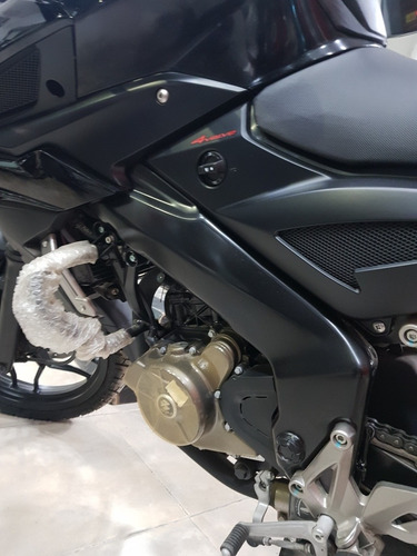Imagen 7 de 15 de Bajaj Rouser As 200