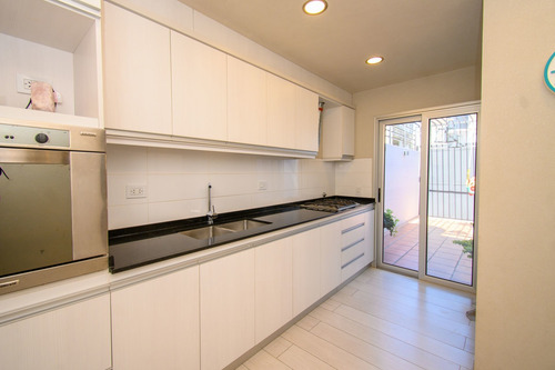 Imagen 20 de 30 de Venta Local Comercial Céntrico Y Casa A Estrenar!