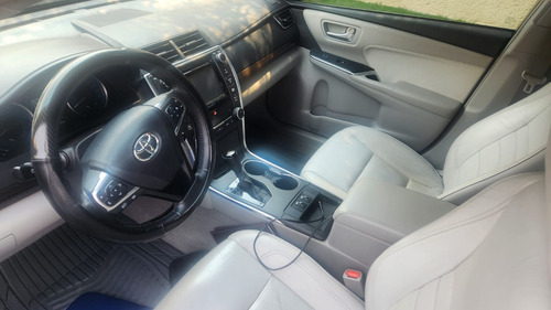 Toyota Camry 3.5 Xle V6 At