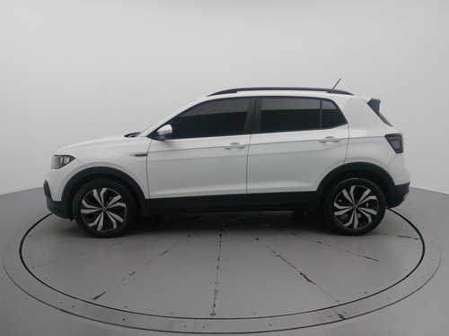 Volkswagen T-Cross 1.0 200 TSI TOTAL FLEX COMFORTLINE AUTOMÁTICO