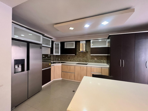 Townhouse Doble En Manantial, Naguanagua. Residencia Brisas Del Manantial. (sogdah-27)