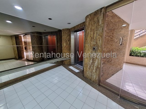 Bello Y Amplio Apartamento En Alquiler En Santa Eduvigis