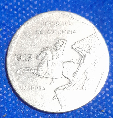 Moneda De 10 Pesos Año 1985, Buen Estado 