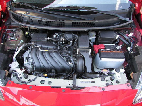Nissan March Sl 1.6 16v Flex Fuel 5p