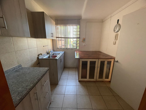 Casa 4d, 2b En Condominio Mercedes.