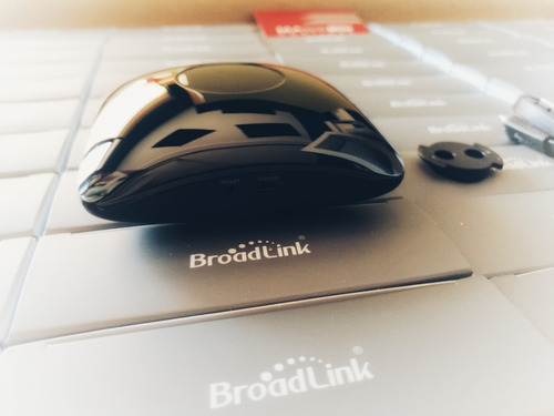 Central Domótica Broadlink Rm4 Pro Rf Wifi Control Celular