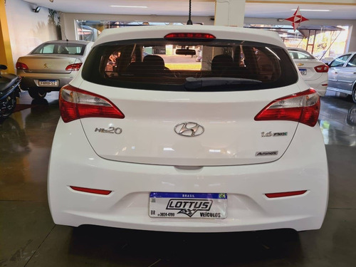 Imagem 4 de 9 de Hyundai Hb20 1.6 Comfort Style 16v Flex 4p Automático
