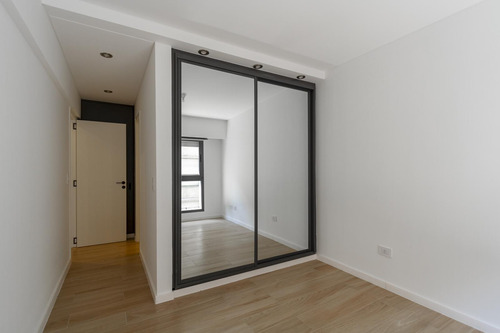 Catamarca Al 1500 - Departamento En Venta De 2 Dormitorios - Rosario Centro