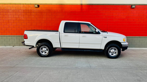 Ford Lobo LARIAT DOBLE CABINA 4x4