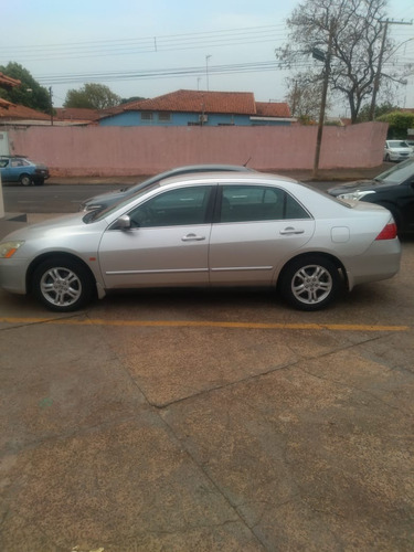 Imagem 3 de 14 de Honda Accord