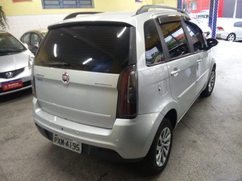 Imagem 4 de 8 de Fiat Idea 2016 1.4 Attractive Flex 5p Ipva 2022 Total Pago