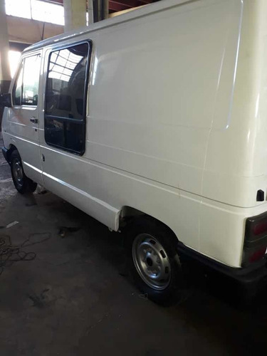 Renault Trafic Furgón 1.4
