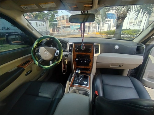 Imagen 6 de 14 de Jeep Grand Cherokee 4x4